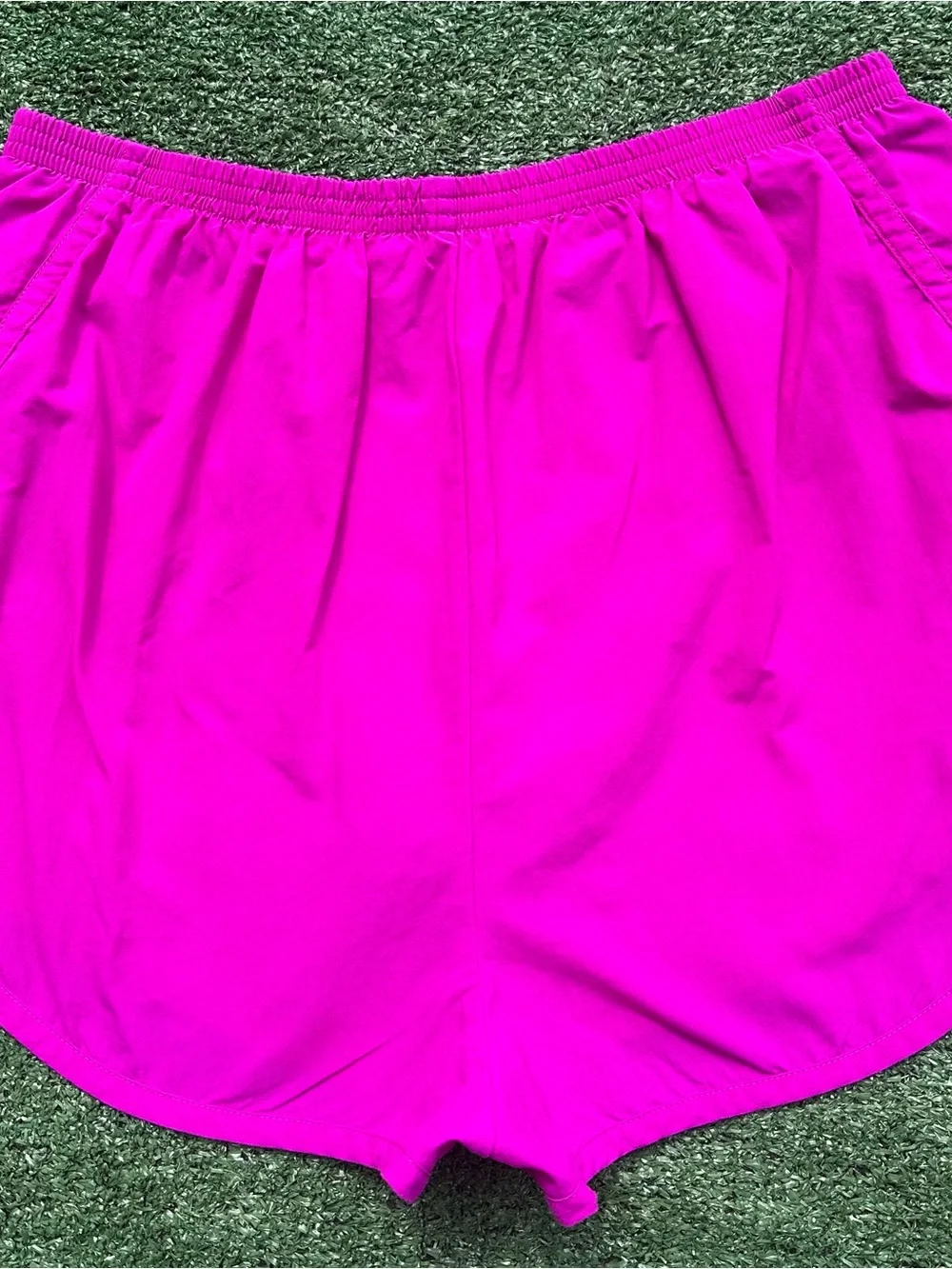 VTG 90's Nike Spellout Magenta Lined Sprinter Run Short Shorts Women’s SZ Large